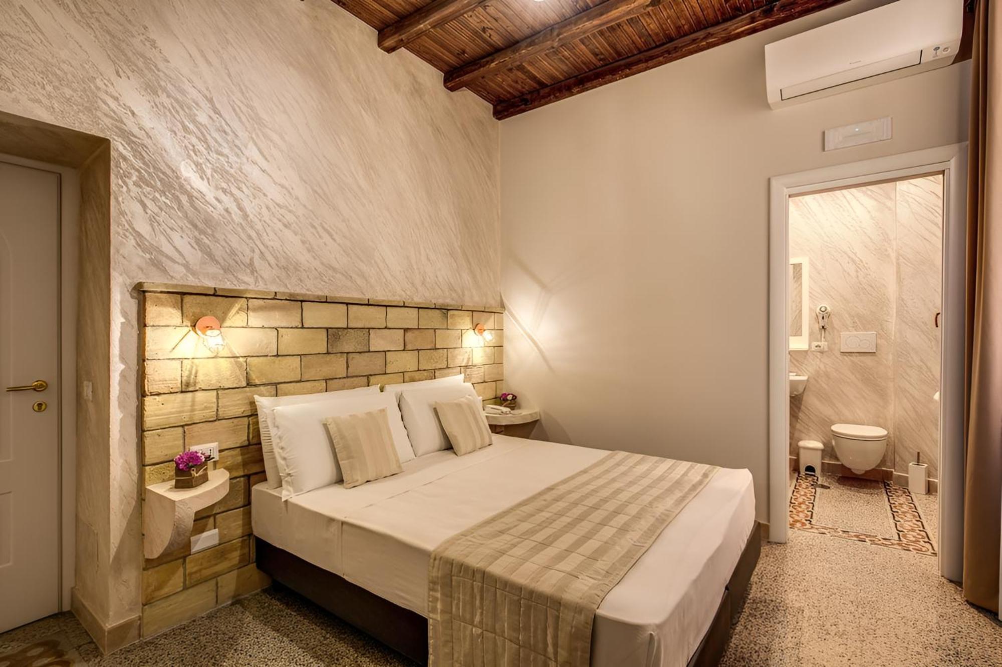 Colosseo Accomodation Room Guest House Rome Bagian luar foto
