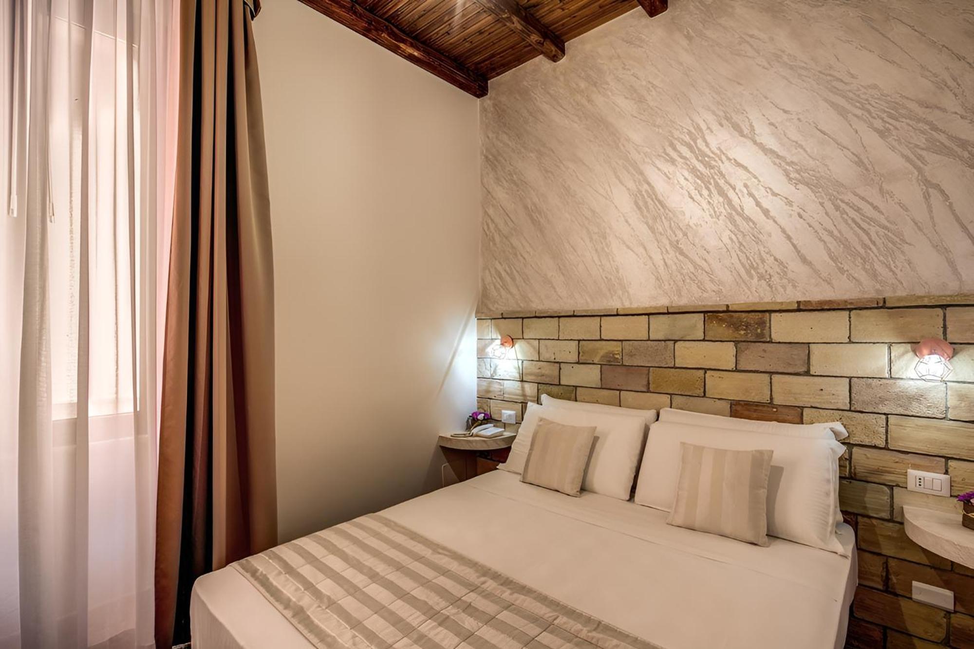 Colosseo Accomodation Room Guest House Rome Bagian luar foto
