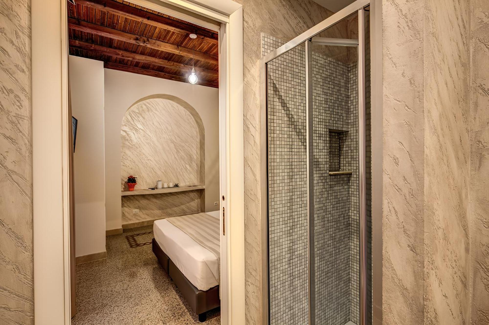 Colosseo Accomodation Room Guest House Rome Bagian luar foto